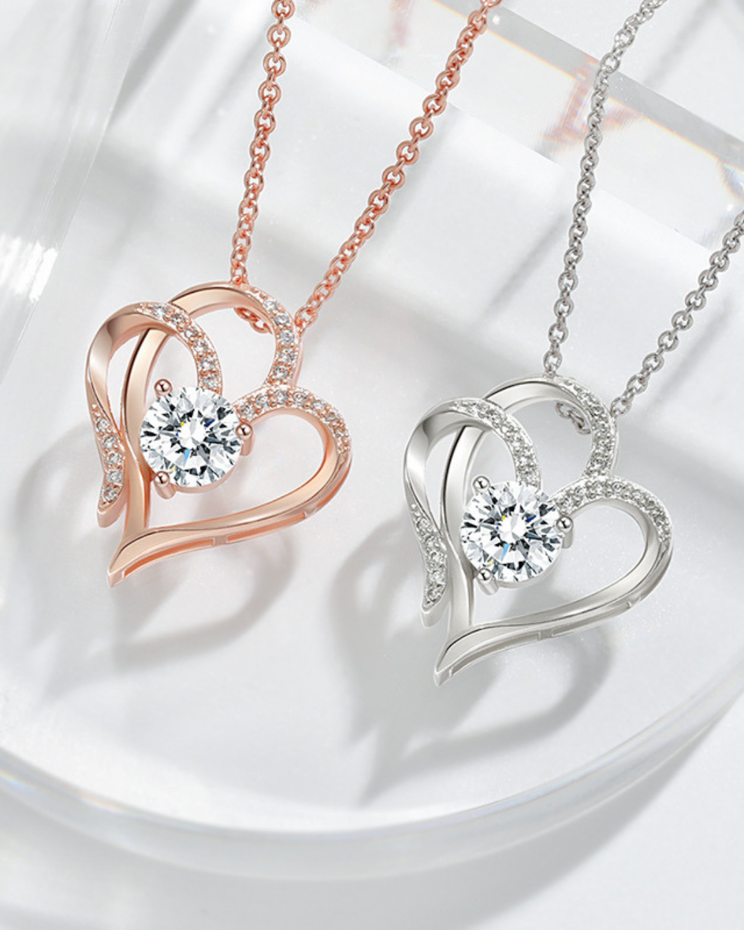 Elegant heart crystal necklace