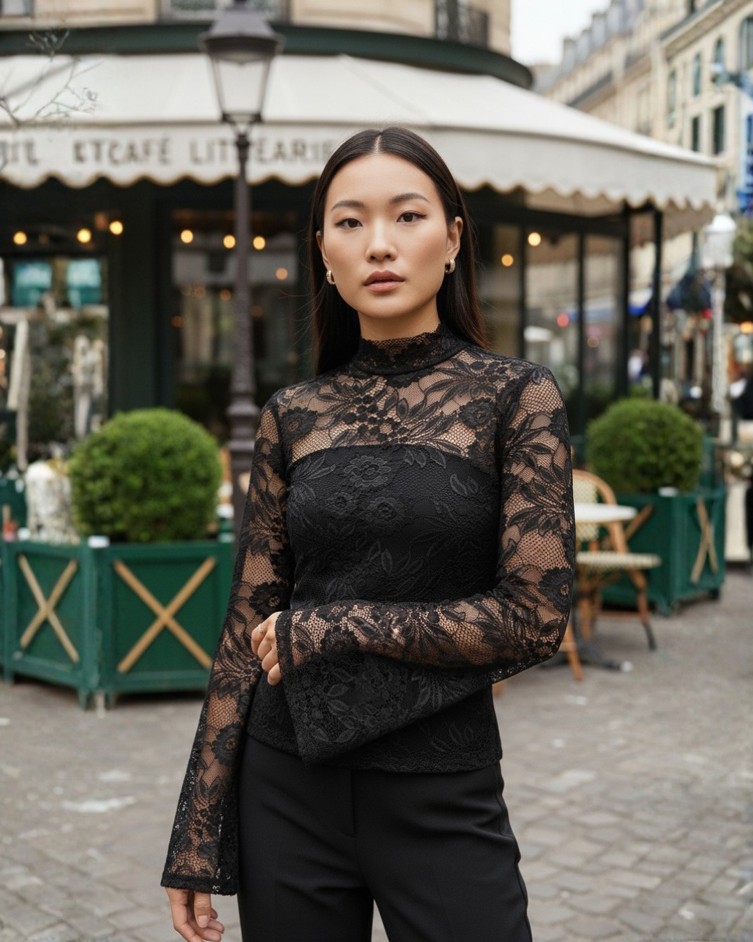 Luna lace top